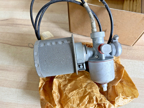 Tvintage carburettor with - ,